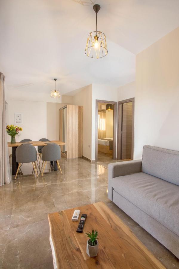 Vardians Villas & Suites Карист Екстер'єр фото